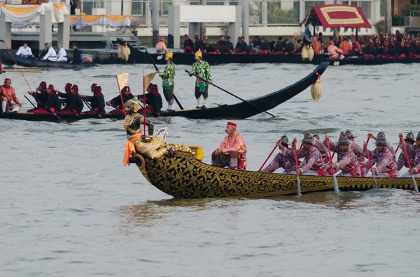 皇家游艇 anantanagaraj，玉佛寺，泰国曼谷 — 图库照片
