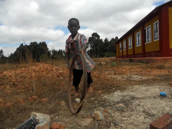 Úsměv pro Afriku 438 - okamžiků každodenního života africké dítě — Stock fotografie