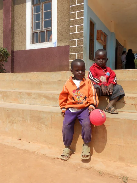 291 - アフリカのためのスマイル アフリカの子供の日常生活の瞬間 — ストック写真