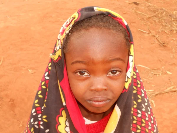 Sonrisa para África 330 - Momentos de la vida cotidiana del niño africano — Foto de Stock