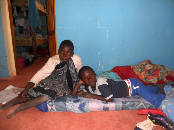 Smile for Africa 391 - Moments of everyday life of African child