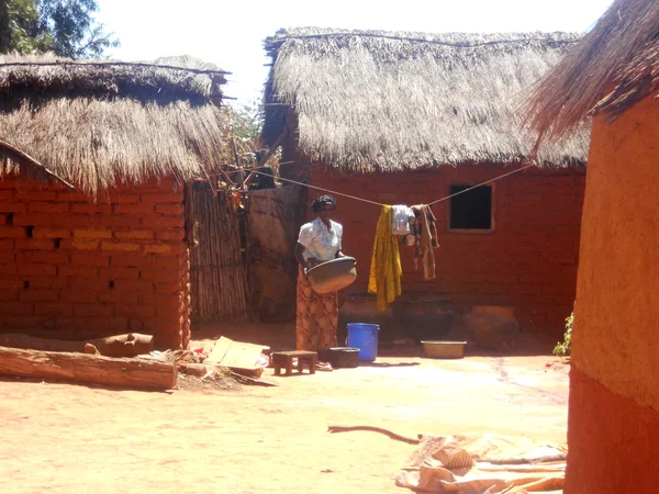 Sorriso per l'Africa 034 - Momenti di vita quotidiana del bambino africano — Foto Stock