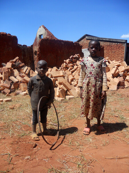 Smile for Africa 042 - Moments of everyday life of African child