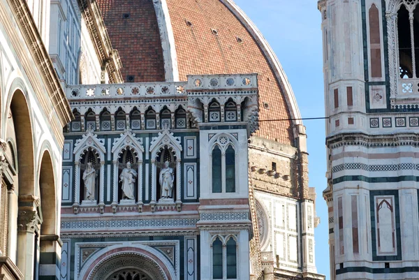 La iglesia de Santa Maria del Fiore en Florencia-Toscana-Italia — Foto de Stock
