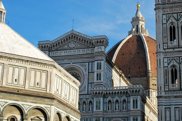 Kyrkan av Santa Maria del Fiore i Florens-Tuscany-Italien — Stockfoto