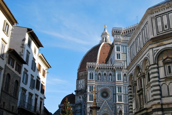 Kyrkan av Santa Maria del Fiore i Florens-Tuscany-Italien — Stockfoto