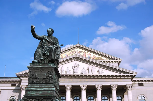 The Theatre and the Theatre Square in Munich - Gemany — Stock Photo, Image