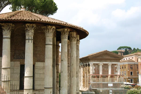 Cidade de Roma - Corte do Templo de Vesta e arredores — Fotografia de Stock