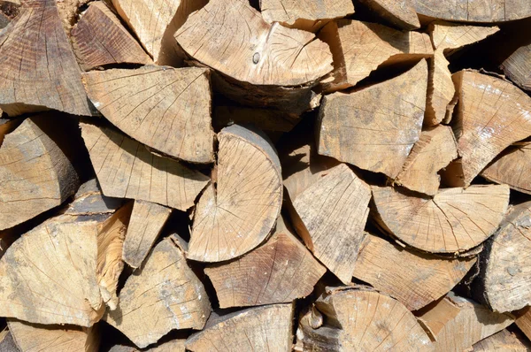 Stapel hout voor de open haard — Stockfoto