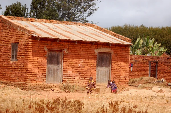 Wieś pomerini - tanzania - Afryka - sierpień 2013 — Zdjęcie stockowe