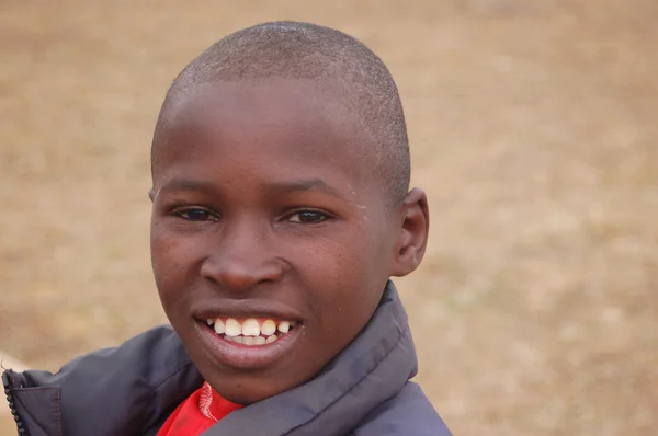 La mirada de África en los rostros de los niños - Village Pomerini - Tanzania - Agosto 2013 —  Fotos de Stock