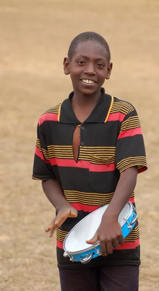 Lo sguardo dell'Africa sui volti dei bambini - Village Pomerini - Tanzania - agosto 2013  - — Foto Stock