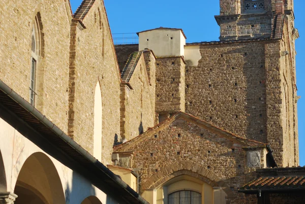 Klostret som basilikan santa croce i Florens - Italien — Stockfoto