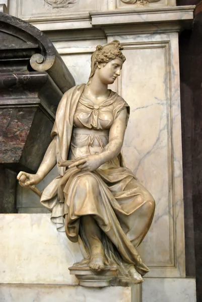 mezar michelangelo buonarroti - basilica of santa croce - Floransa - İtalya