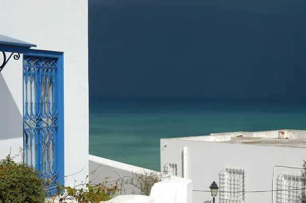 Das Meer von sidi bou aus gesehen sagte — Stockfoto