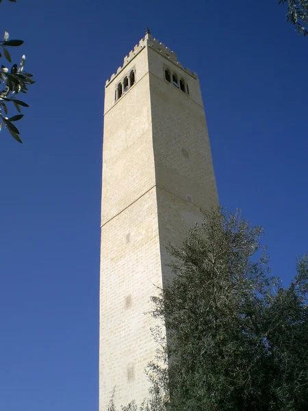 Os Minaretes e mesquitas na Tunísia — Fotografia de Stock