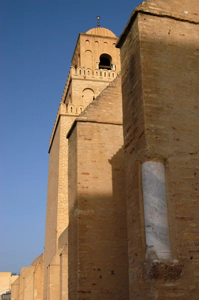 Minaretes y mezquitas en Túnez — Foto de Stock