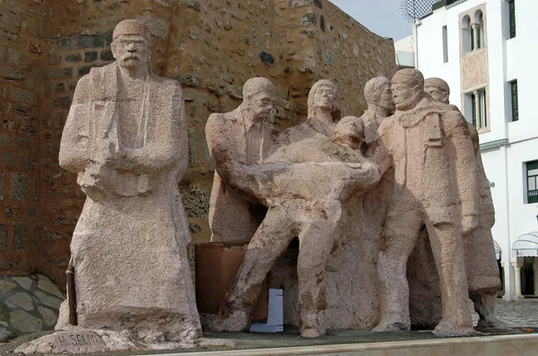 Martyrs monument från hedi selmi (1934-1995) på bab jedid kvadrat — Stockfoto