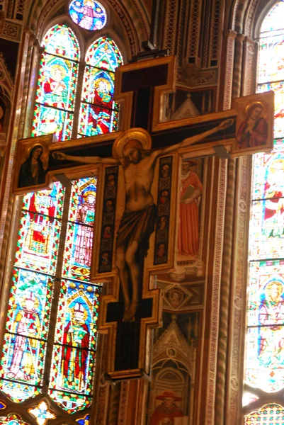 Os afrescos na Igreja de Santa Croce em Florença-Toscana-It — Fotografia de Stock