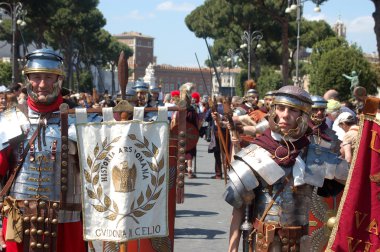 21 Nisan 2014, Roma'nın doğumu