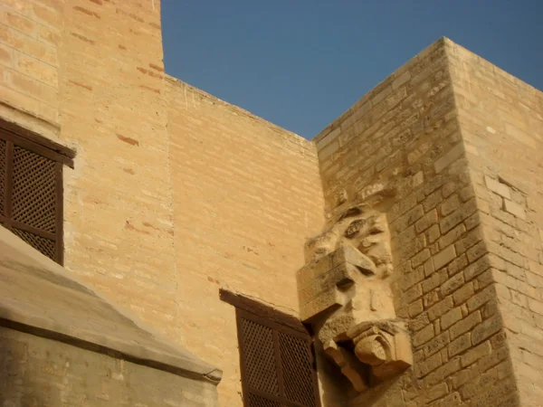 Le massicce mura della città di Kairouan in Tunisia — Foto Stock