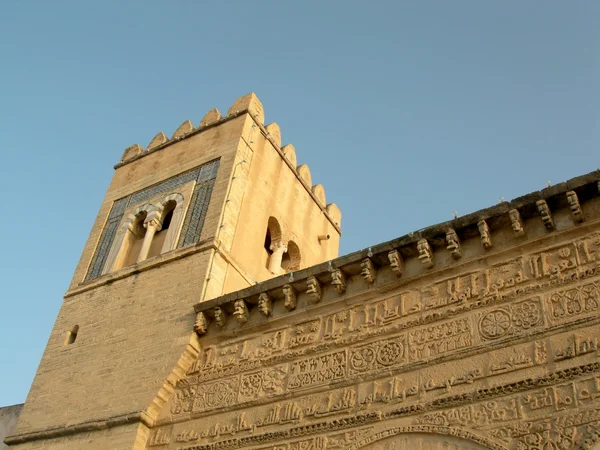 As muralhas maciças da cidade de Kairouan na Tunísia — Fotografia de Stock