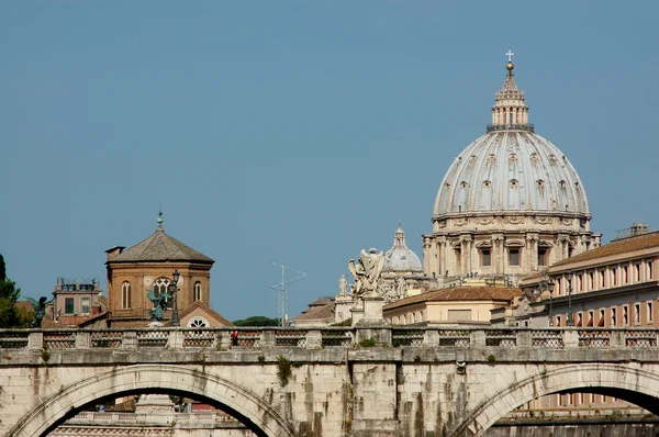 Rom vy från bron över Tibern river - Rom - Italien — Stockfoto