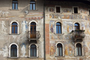 cazuffi Cindrella - piazza del duomo - trento İtalya olgu