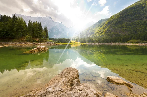 Lago di Fusine - Friuli Italia — Foto de Stock