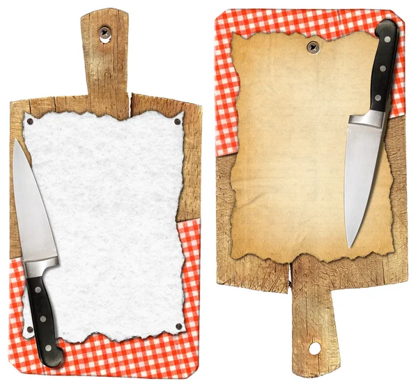 ナイフおよびテーブル クロスとノートブックまな板 — ストック写真