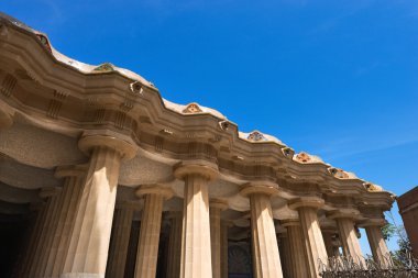 Oda 100 sütun - park guell barcelona