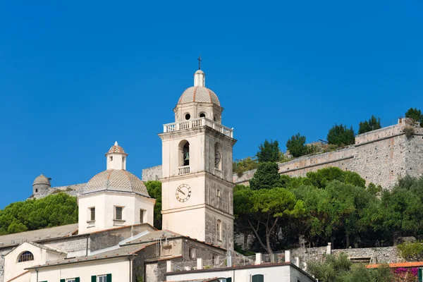 San Lorenzo-kirken - Portovenere Liguria Italia – stockfoto
