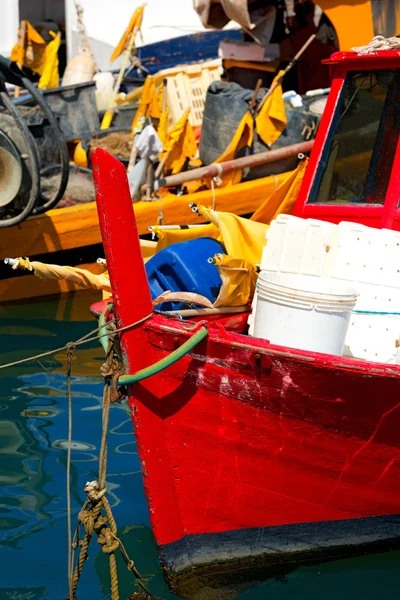 Bateaux de pêche dans le port - Ligurie Italie — Photo