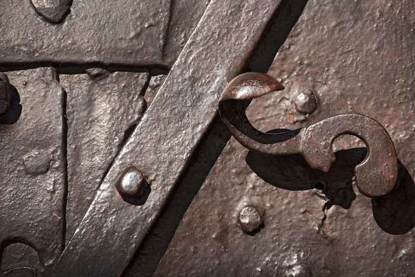 Staré dveře - tepaného železa — Stock fotografie