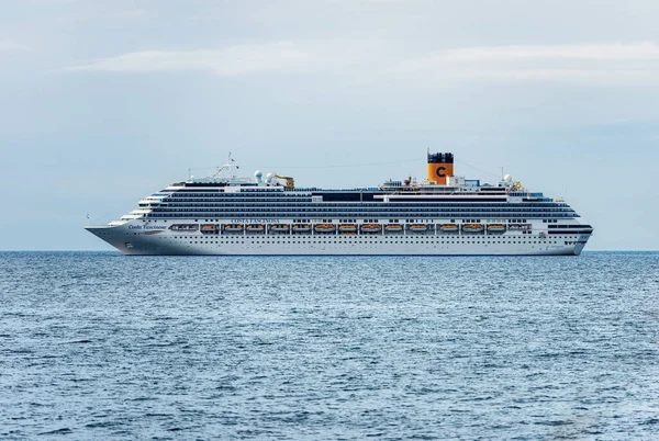 Spezia Italië Juli 2021 Costa Fascinosa Cruiseschip Verankerd Haven Van — Stockfoto