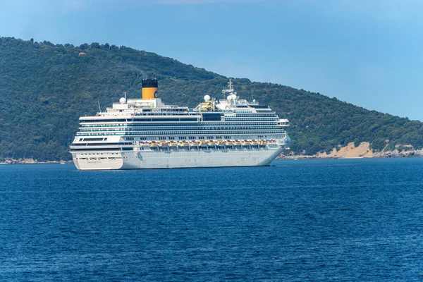 Spezia Italien Juli 2020 Costa Pacifica Cruise Ship Fortøjet Havnen - Stock-foto