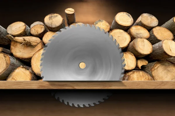 Close Metal Circular Saw Blade Motion Pile Pine Tree Trunks — Stock Photo, Image