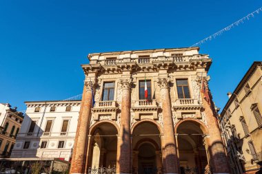 Vicenza 'da Palazzo del Capitaniato, Loggia del Capitaniato veya Loggia Bernarda, Rönesans tarzında mimar Andrea Palladio (1565-1572), Piazza dei Signori, Veneto, İtalya.