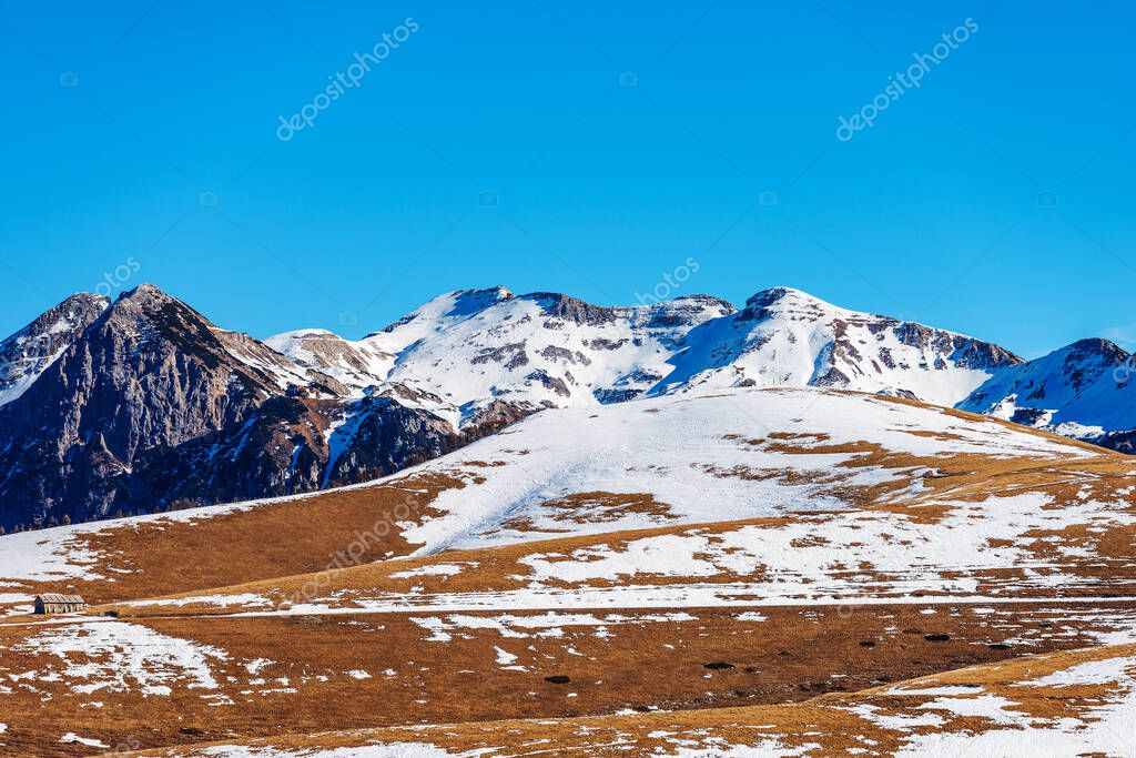 Cordillera de Monte Carega (pequeños Dolomitas) del Parque Natural