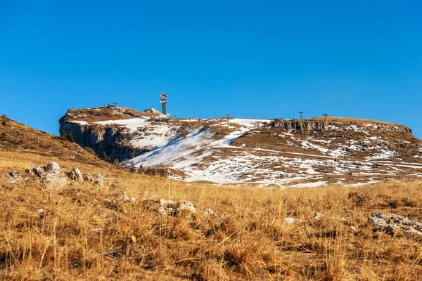Der Gipfel Von Castel Gaibana 1806 Und Das Skigebiet Malga — Stockfoto