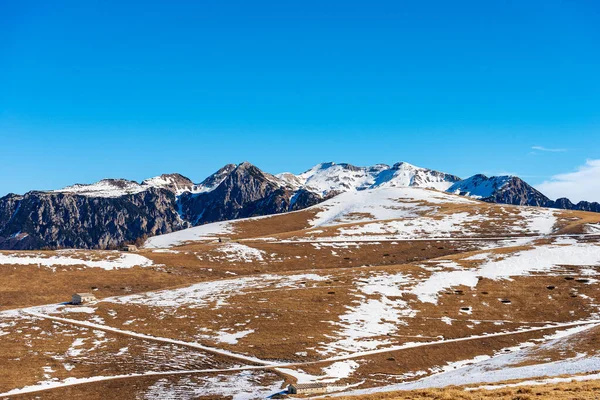 Pico Montañoso Monte Carega Pequeños Dolomitas Del Parque Natural Regional —  Fotos de Stock
