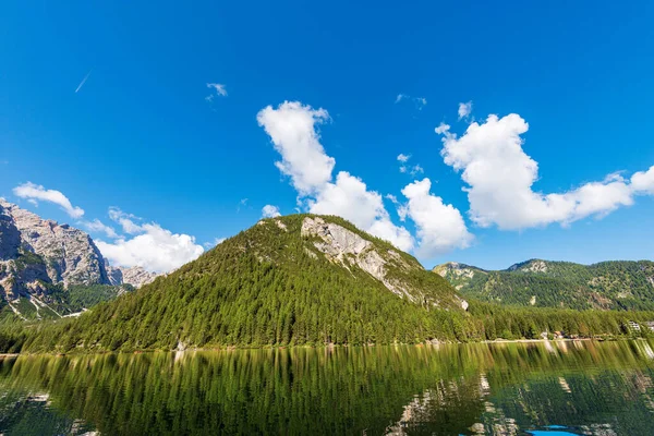 Lago Braies Lago Braies Pragser Wildsee Pico Montanha Croda Del — Fotografia de Stock