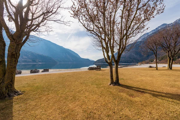 Openbaar Park Aan Kust Van Het Molvenomeer Lago Molveno Winter — Stockfoto