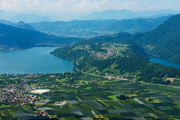 Sugana山谷 Valsugana 与Caldonazzo和Levico湖 Caldonazzo和Tenna村的空中景观 Trentino Alto Adige Trento省旅游胜地 — 图库照片