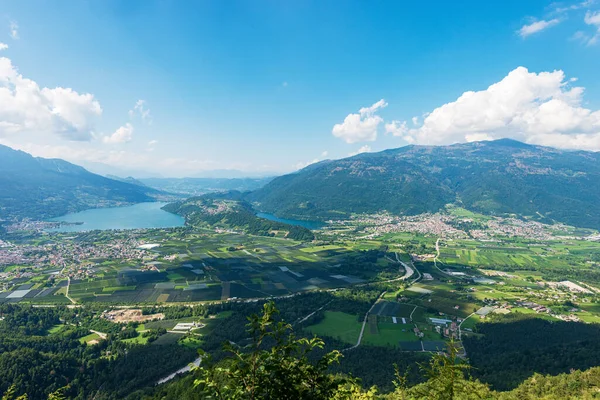 Valsugana Sugana山谷 与Caldonazzo和Levico湖 Caldonazzo Tenna和Levico Terme村的空中景观 Trentino Alto Adige Trento省旅游胜地 — 图库照片