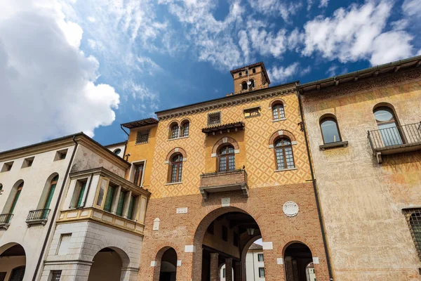 Freskové Paláce Středověká Věž Torresin Malé Město Oderzo Provincii Treviso — Stock fotografie