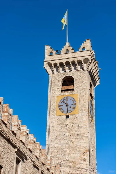 Close Van Middeleeuwse Stadhuis Toren Torre Civica Torre Piazza Eeuw — Stockfoto