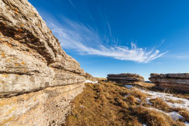 Lessinia High Plateau (Altopiano della Lessinia), Verona Eyaleti Bölgesel Doğal Parkı, Erbezzo, Veneto, İtalya, Avrupa.