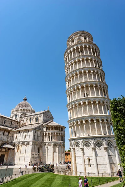 Pisa Italy Temmuz 2020 Eğik Pisa Kulesi Katedral Duomo Santa — Stok fotoğraf
