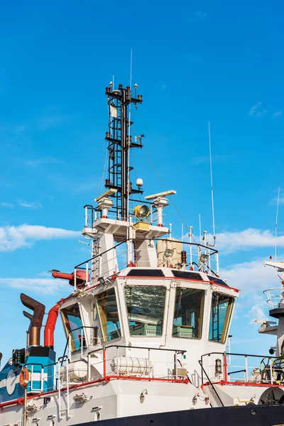 Primer Plano Del Tramo Alto Remolcador Amarrado Puerto Spezia Liguria —  Fotos de Stock